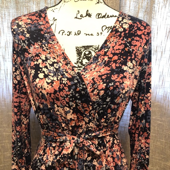 Motherhood Maternity Maxi Dress! ✨ - Picture 3 of 8